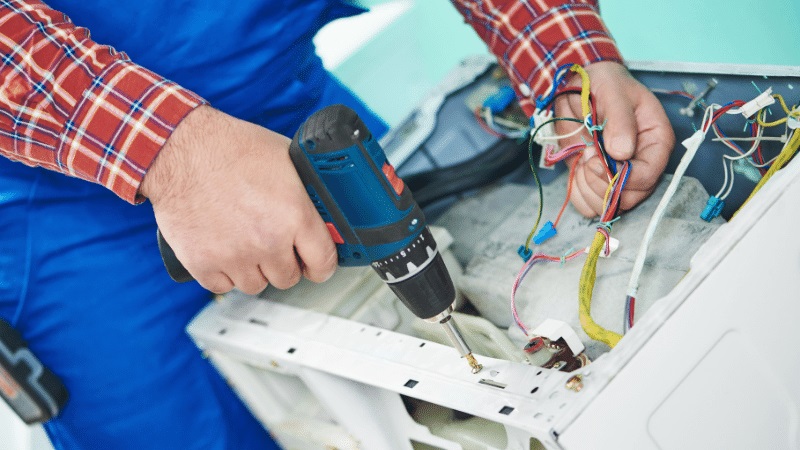 Pursaklar Daylux Daylux çamaşır makinesi kart tamiri – Su almama arızası orijinal parça ile giderildi. - Teknik servis örneği
